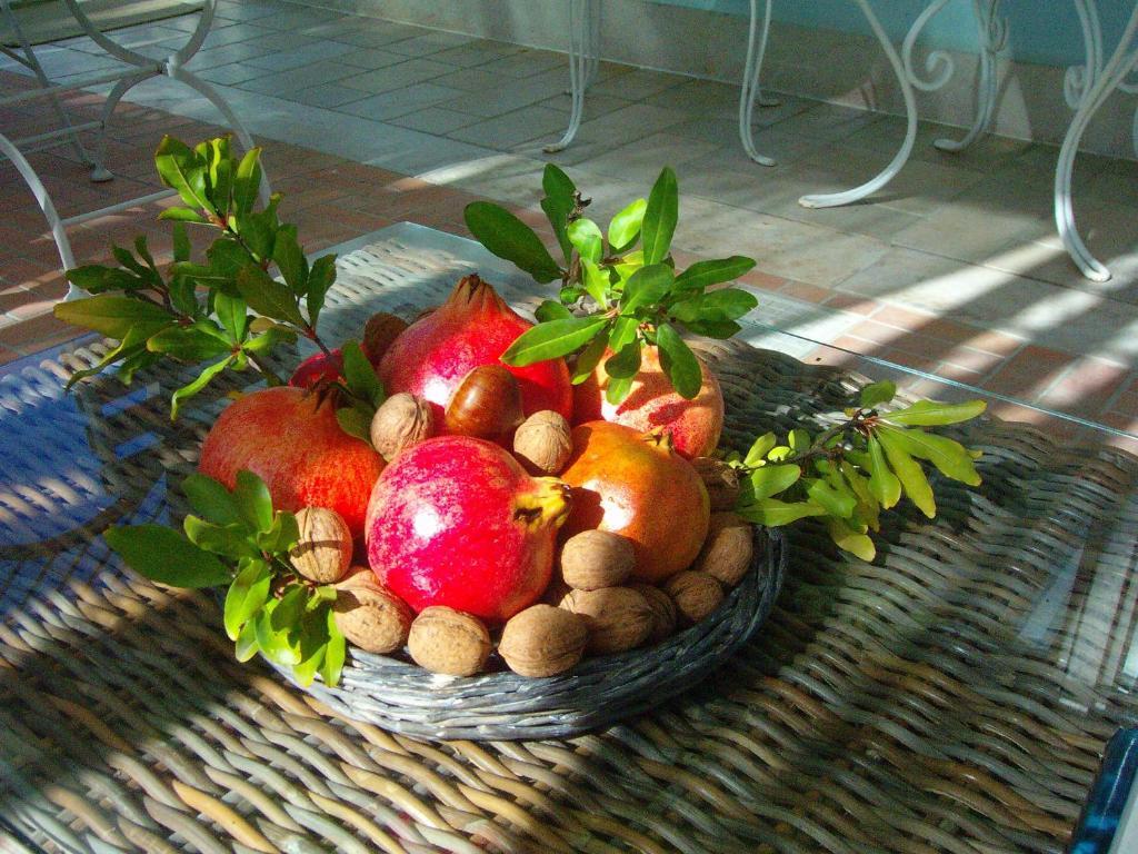 Il Giardino Del Te Hotel Barletta Exterior photo